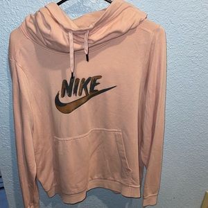 Baby Pink Nike Pullover-Hoodie